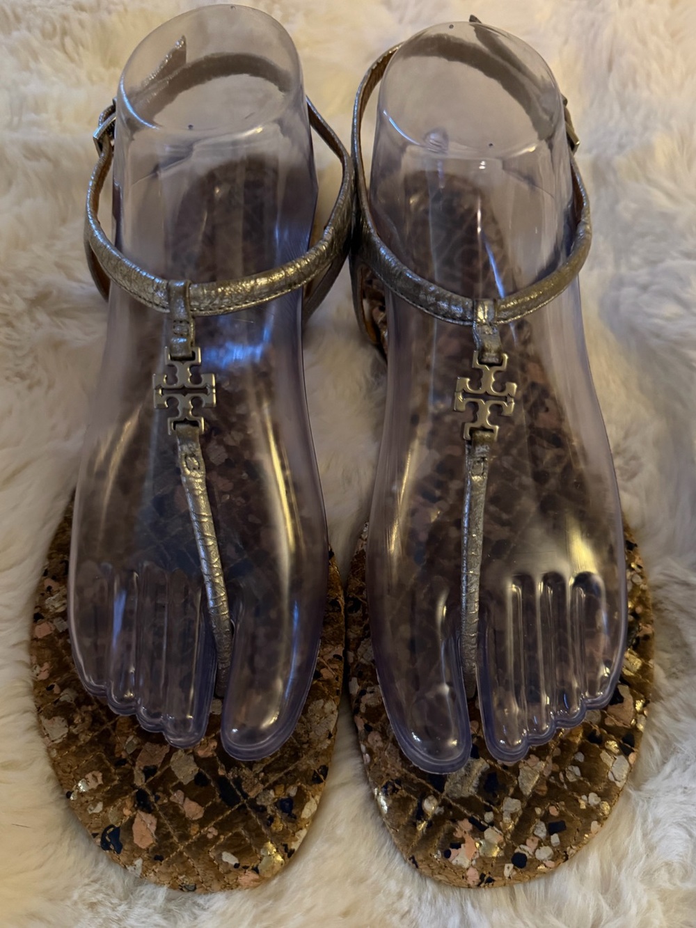 Tory Burch Metallic silver TB t-strap Sandals multicolored shoe bed